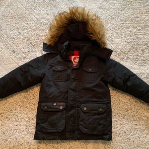 A Canada Weather Gear Puffer Jacket